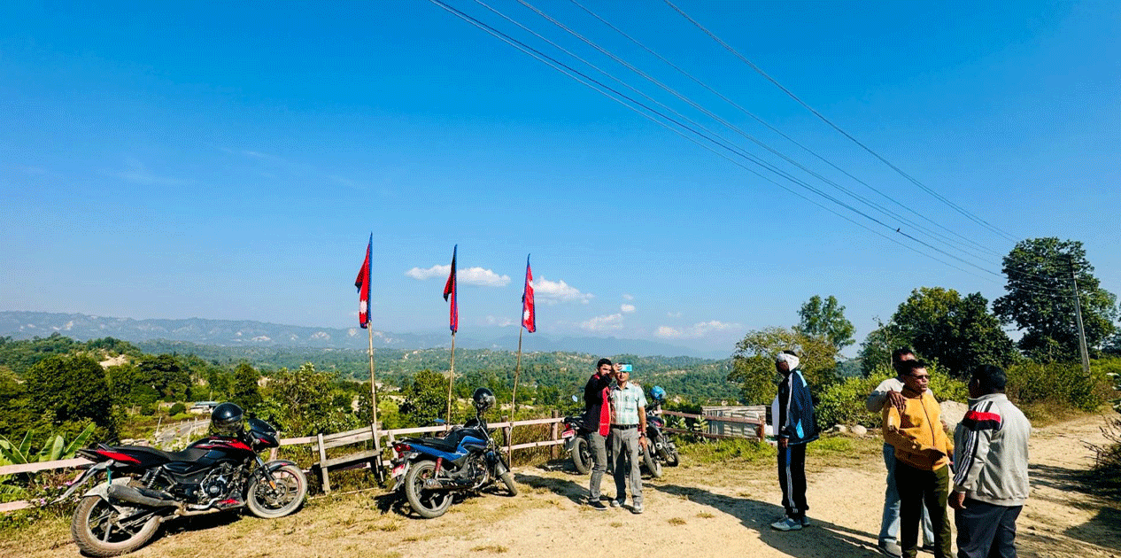 सिरहाको भालटार डाँडामा आन्तरिक पर्यटकको आकर्षण बढ्दो